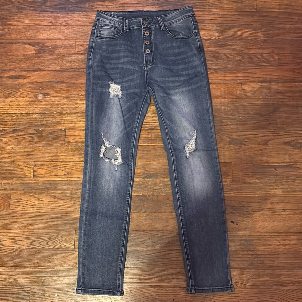 Dark washes mid rise jeans